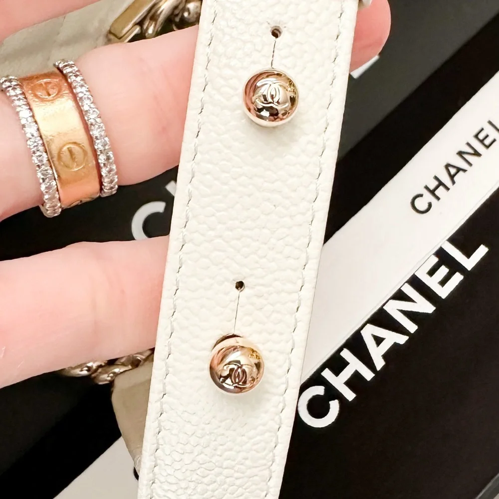 Chanel Caviar Quilted Medium Boy Leather Chain Flap Bag - Picture 13 of 16